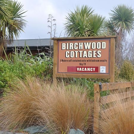 Birchwood Cottages Te Anau Exterior photo
