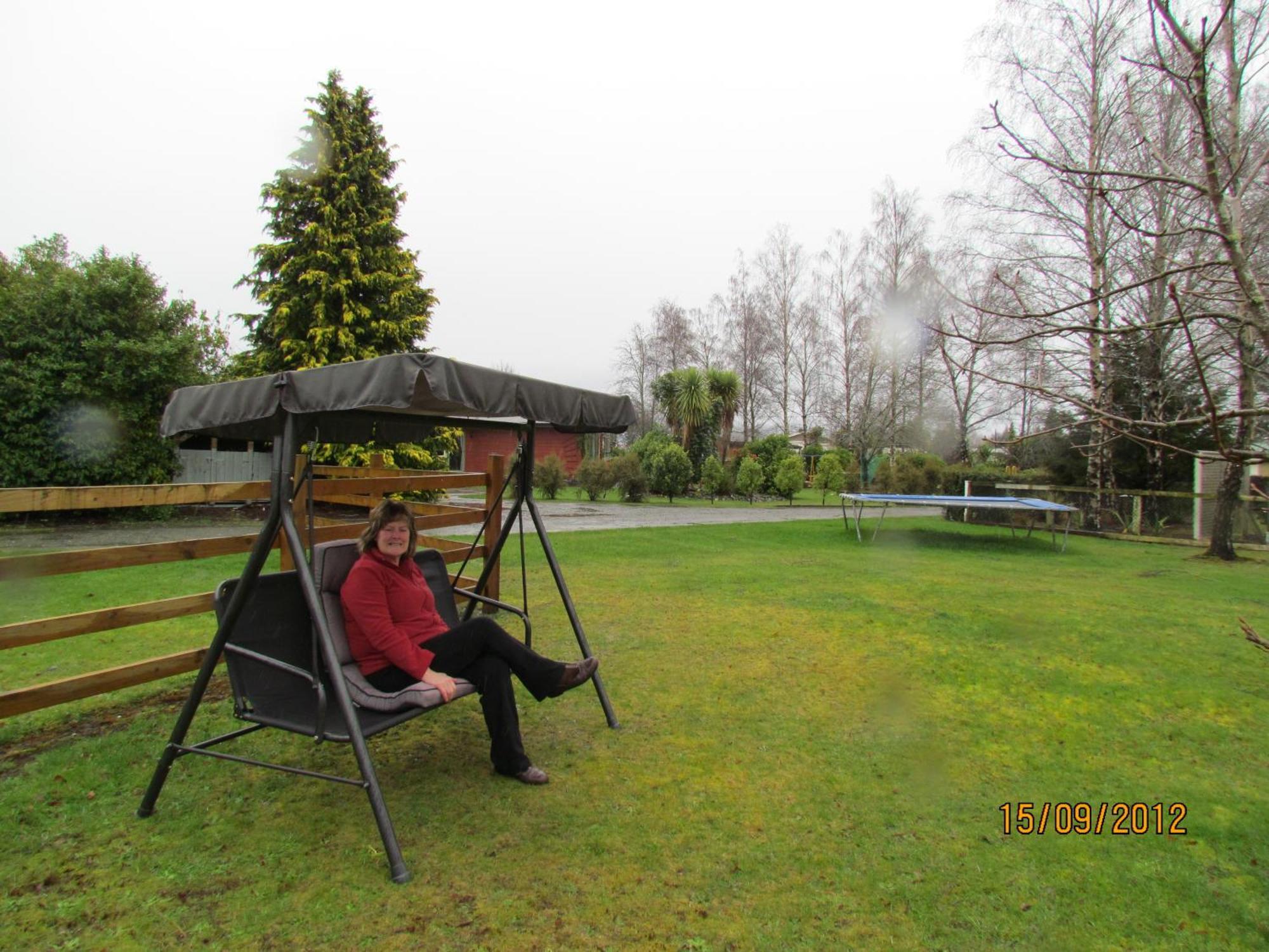 Birchwood Cottages Te Anau Exterior photo