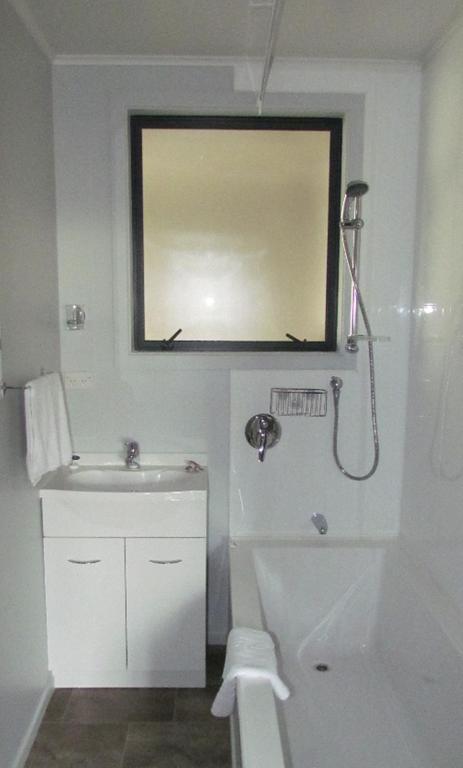 Birchwood Cottages Te Anau Room photo