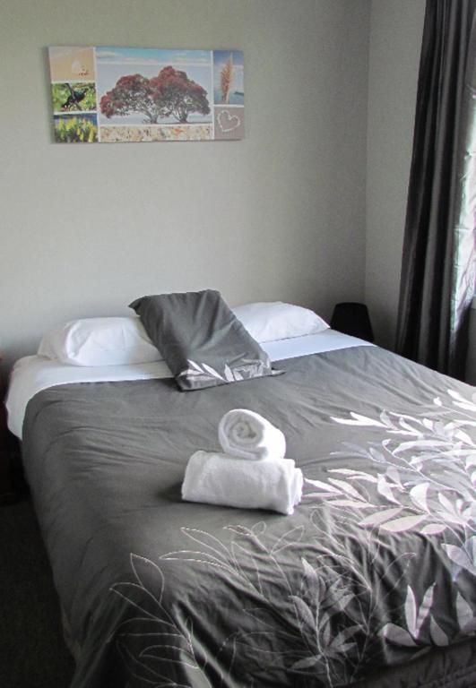Birchwood Cottages Te Anau Room photo
