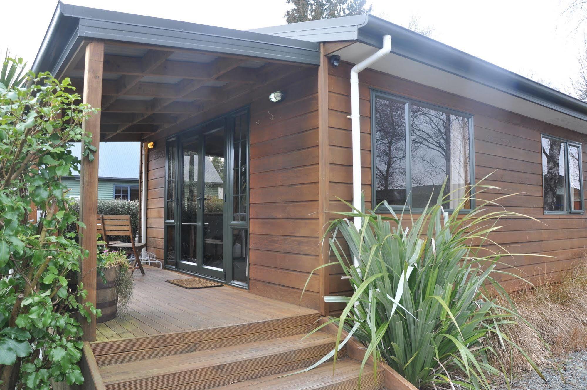 Birchwood Cottages Te Anau Exterior photo